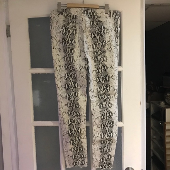 Zara snake stretchy jeans - Picture 2 of 4